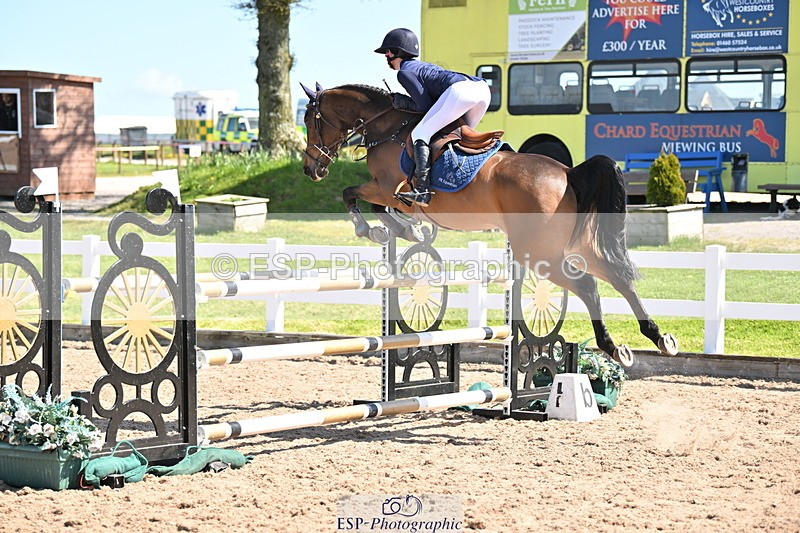 240420A-121146-10756 - Cls 15, 1 Star Bronze Tour 1.15m