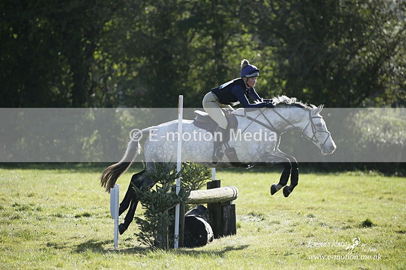  WWHT 031021 807 - WWEC Novice Restricted (0.80m) 18/10/20