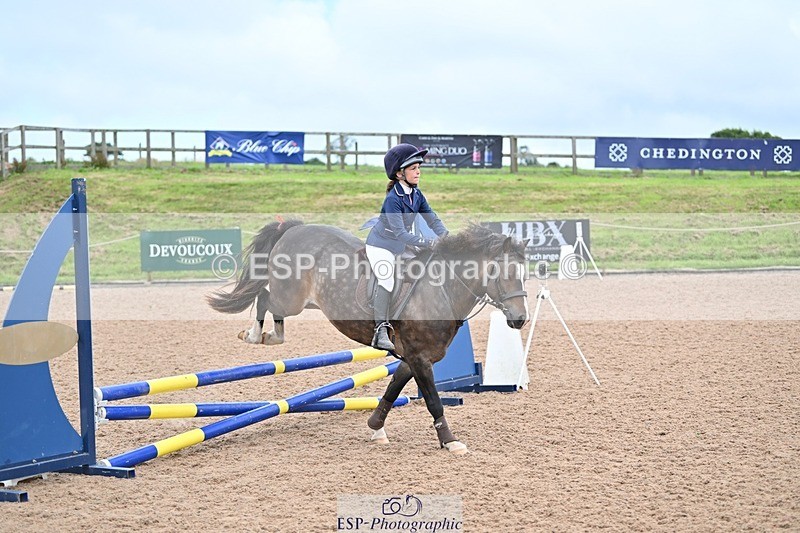 240813-160628-00150 - Clear round & 60cm