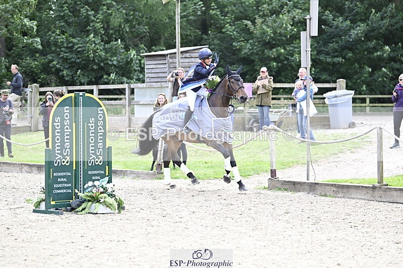 250525A-161552-18590 - Presentations Section C CCI 2 Star Long