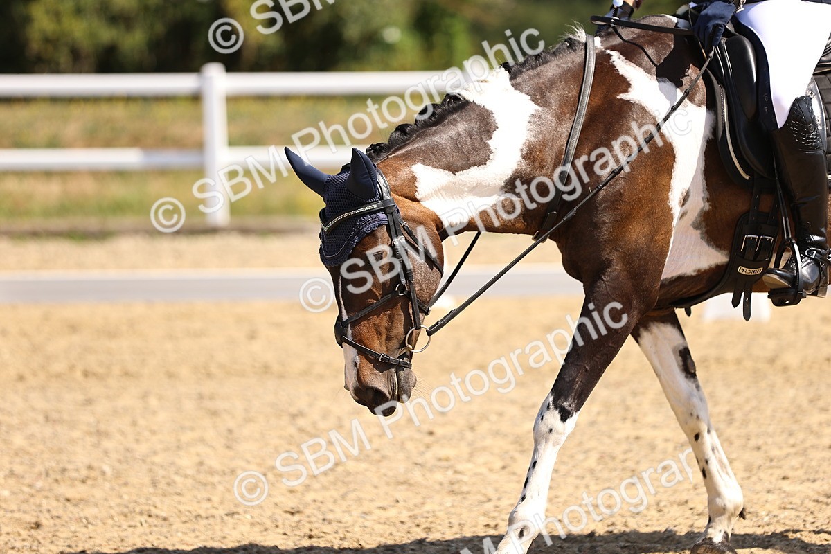 SBM_009432 - Novice 5 - 9.50-10.53