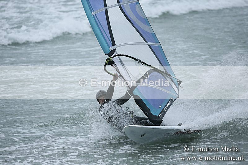 WS 150913-184 - Windsurfing