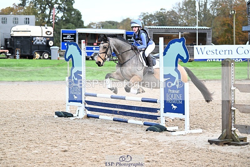 241117-082519-02502 - Cls 1 70-75cm Start to 9.00