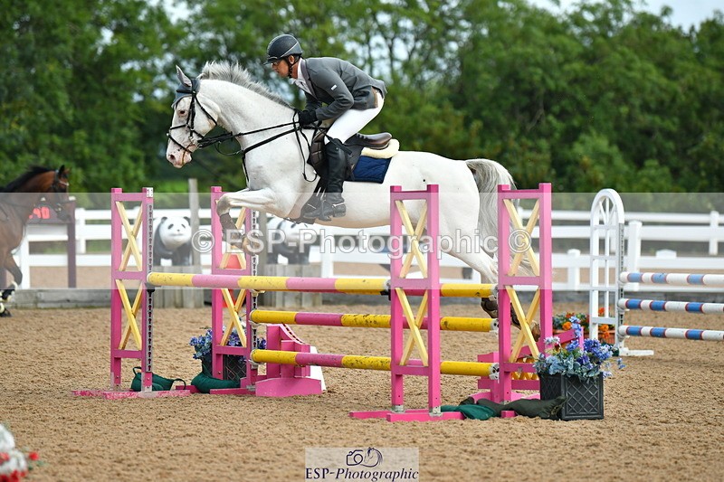 230813A-093015-11073 - Cls 39 A&B British Novice & 90cm Open