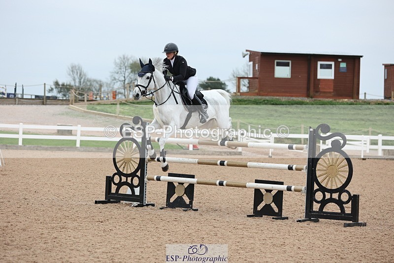 241101A-152338-02950 - FRI Cls 7 Blue Chip Grade B&C Jump Off