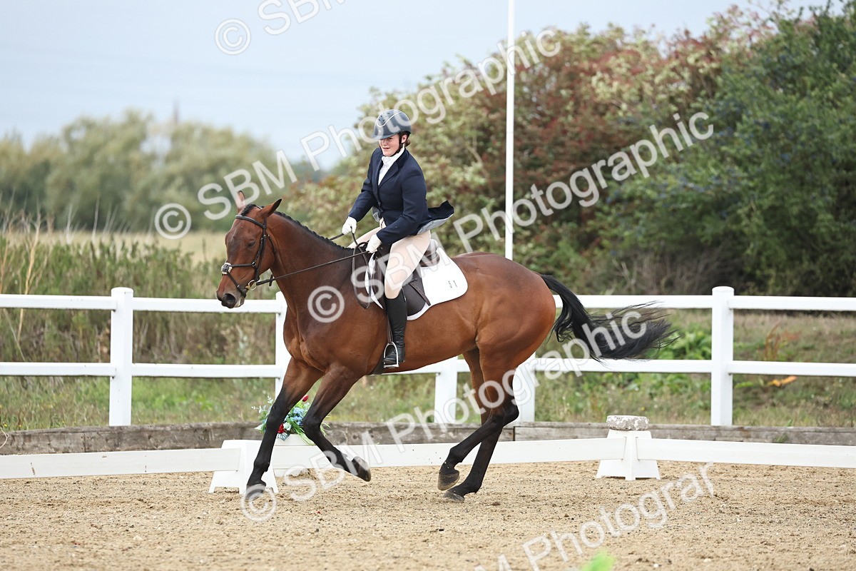 SBM_004286 - Class 8 - Novice 3 Champs