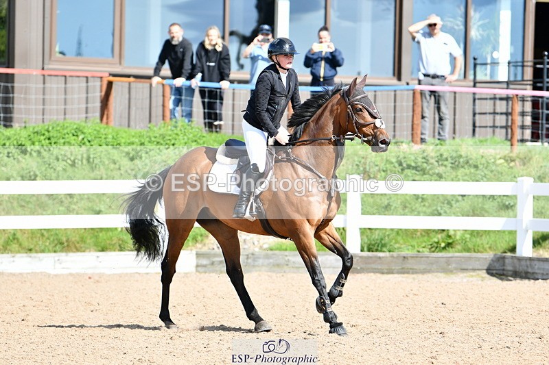 240913A-122632-04090 - Cls 22 85cm Amateur Qualifier