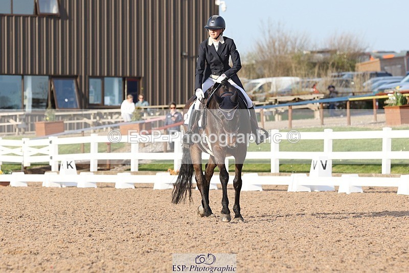 250404-180207-08193 - 130-Teghan.Cantrell-Woodlander.Donna.Summer