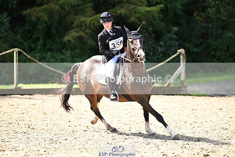 240824X-113739-25315 - 70cm Round 2 10.30 to 12.10