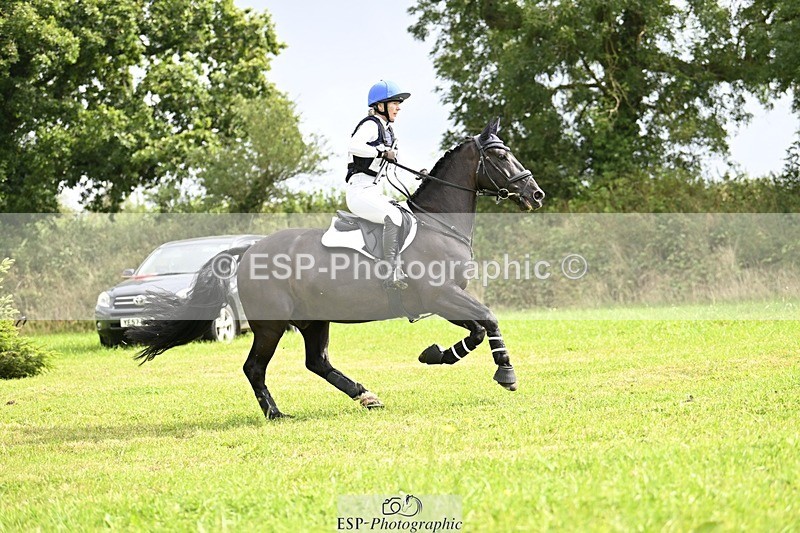 240831A-114434-01639 - 110-Laura.Pritchard-TOUCH.OF.SILK.I