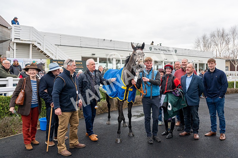 090425-Race 3-Stellarmasterpiece-0515 - Race 3