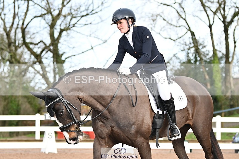 240218A-103616-05606 - 161-Katie.Warner-Active.Nuvalari