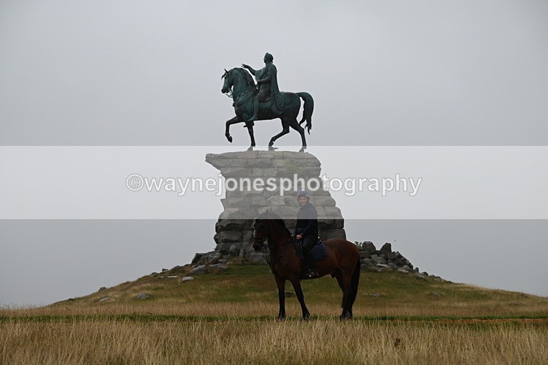 DSC_0866 - Time at Statue 10:58 to 11:53