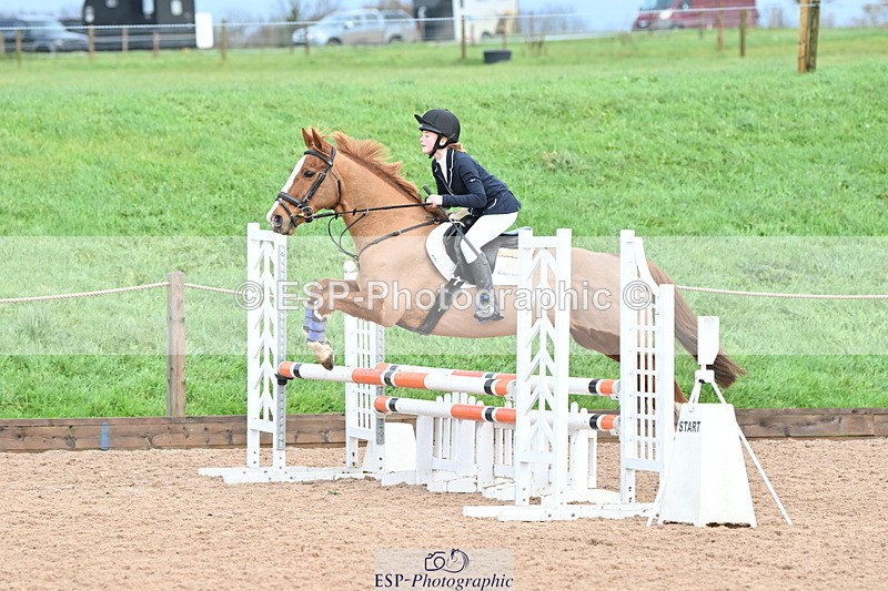 231203A-113022-00845 - Cls 16+17 Club and Schools 80cm