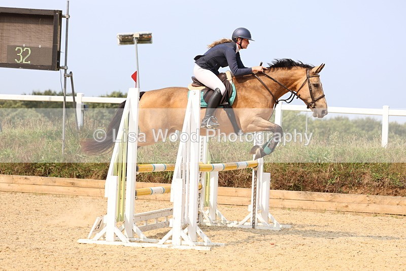 3E7A1177 - Class 4: Senior British Novice/90cm open