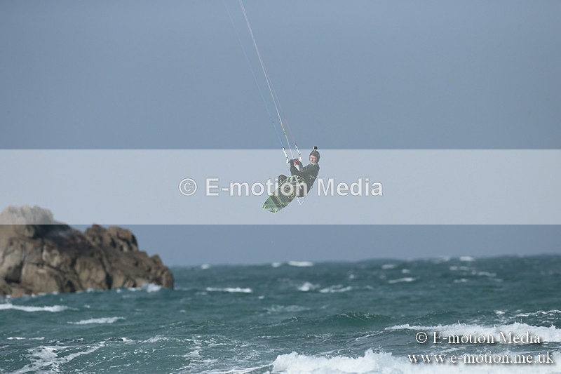 KS 020413-225 - Kite Surfing