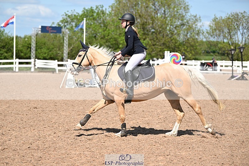 250504-120431-03079 - Cls 17+18 Club and Schools 80cm