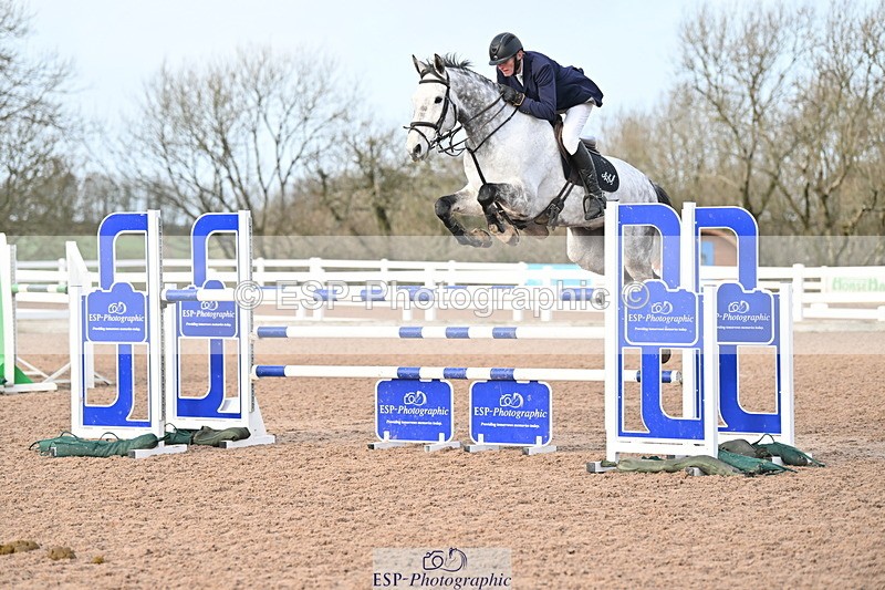 231209A-132310-01901 - Cls 13 Foxhunter & 1.20m Open