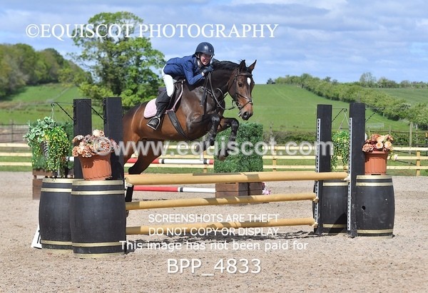 BPP_4833 - CLASS 14  SAT Senior British Novice/ 90cm Open
