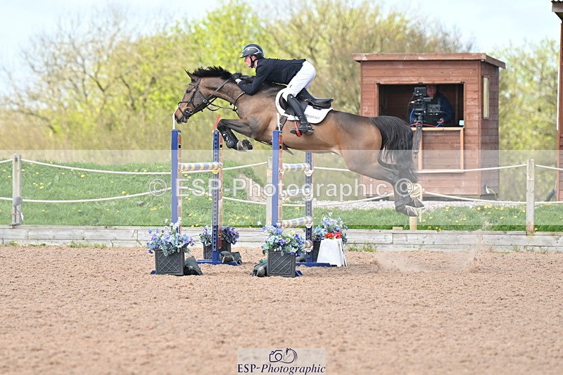 240418A-110650-02454 - Cls 5, 2 Star Medium Tour 1.35m