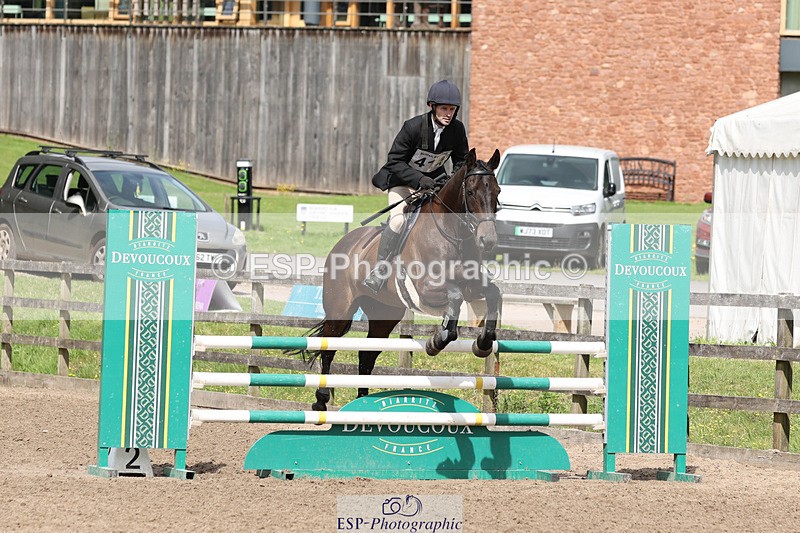 240804-104825-11292 - 414-Alex_Jupp-CARRY_ON_REGARDLESS