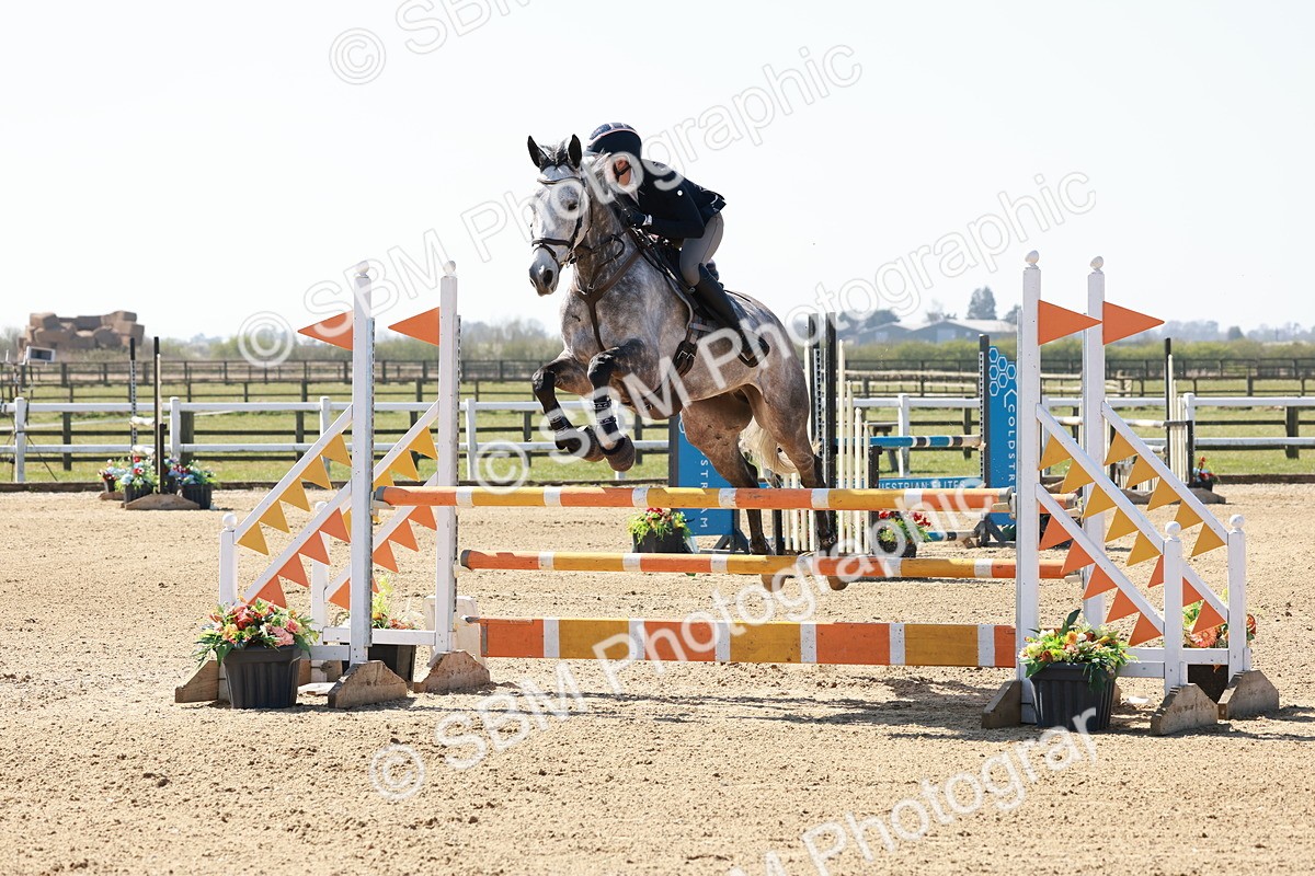 SBM_003885 - Class 16 - Senior 1.05m