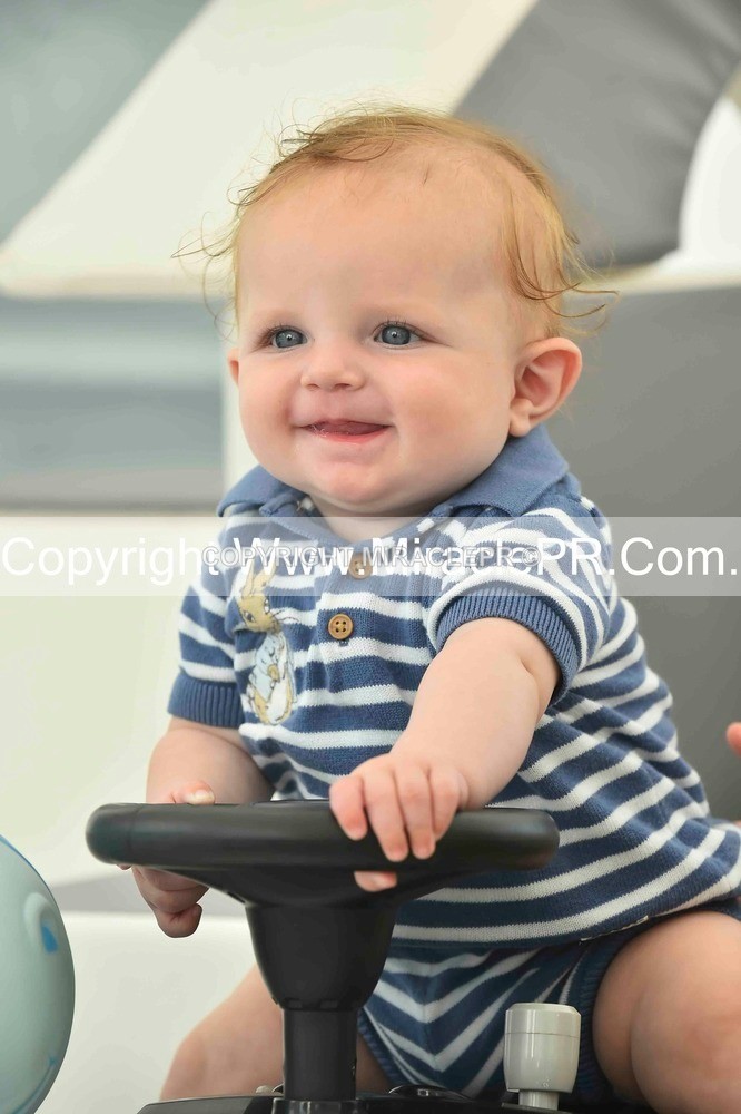 SH4_2189 - Bonny baby competition.