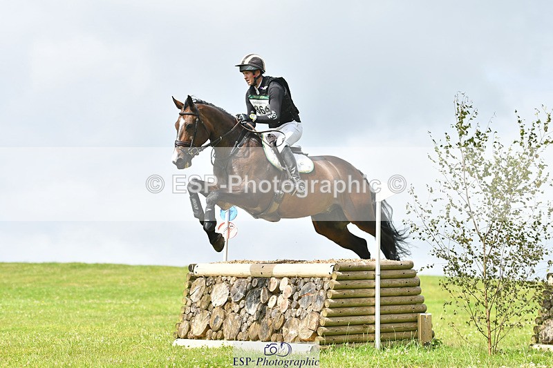 240804-121056-12460 - 364-Tom_Rowland-MONBEG_SKYFALL