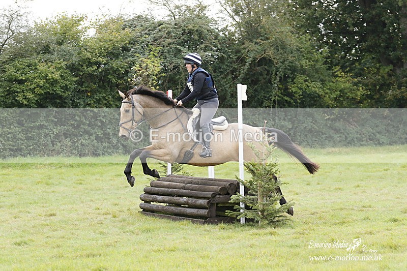  WWHT 171021 2354 - Novice Pairs (0.80m)  17/10/21