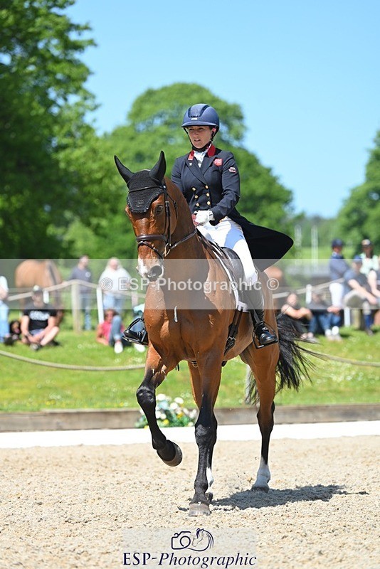 230526-121301-05974 - 474-LONDON_52-Laura_Collett-DR