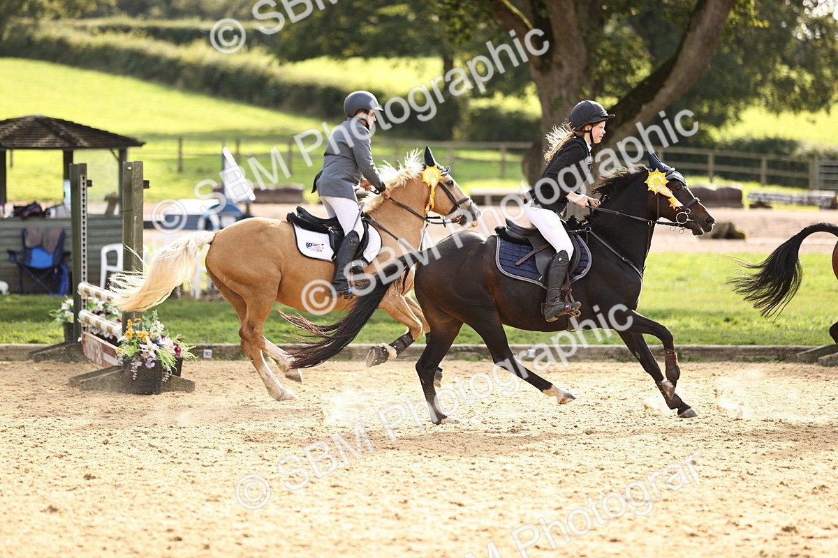 SBM_49383 - J9 - Junior Pony 70cm Championship