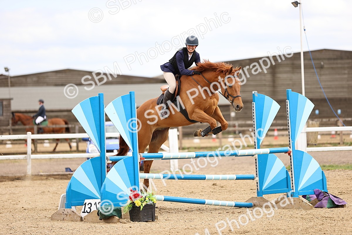 SBM_000436 - Class 4 - 1m showjumping