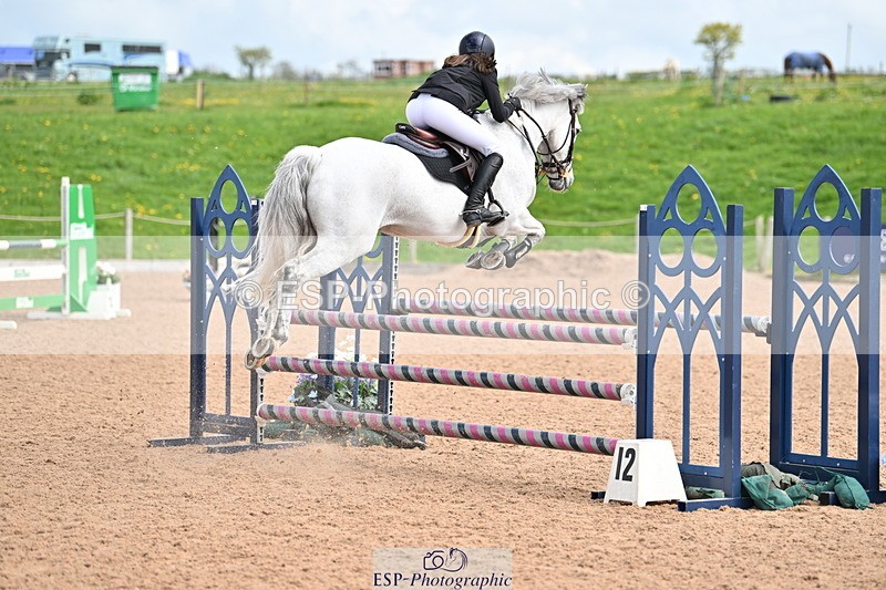 240506A-114633-08607 - Cls 4 Blue Chip Pony Newcomers & 1m Open