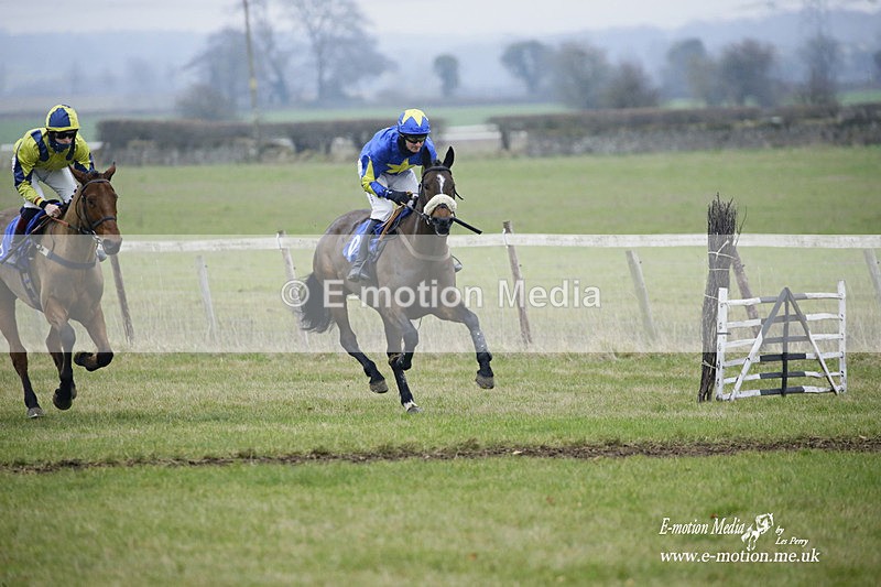 PtP 230122 317 - Cocklebarrow Races - Heythrop Hunt - 23/01/22