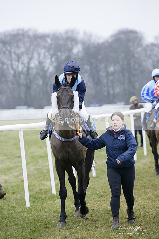 PtP 230122 576 - Cocklebarrow Races - Heythrop Hunt - 23/01/22