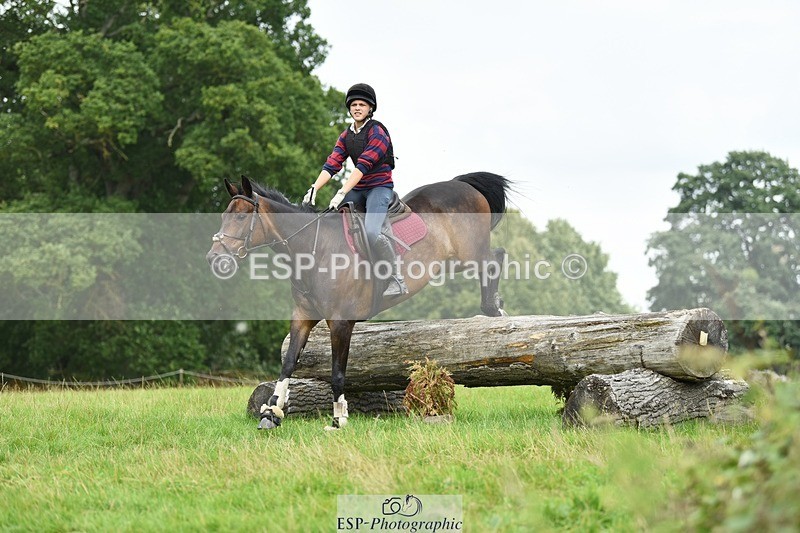 230817-134206-02064 - Kay's 1st Group - XC