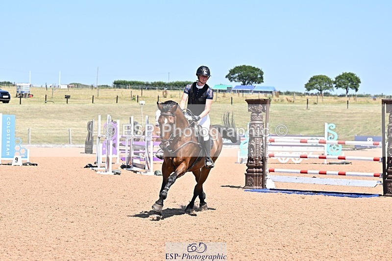 260708-141926-00587 - Foxhunter and 1.20m