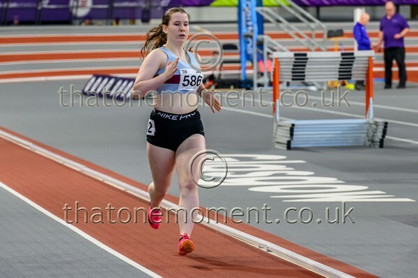 AgeInd25SAT-919576 - Track Female Set One