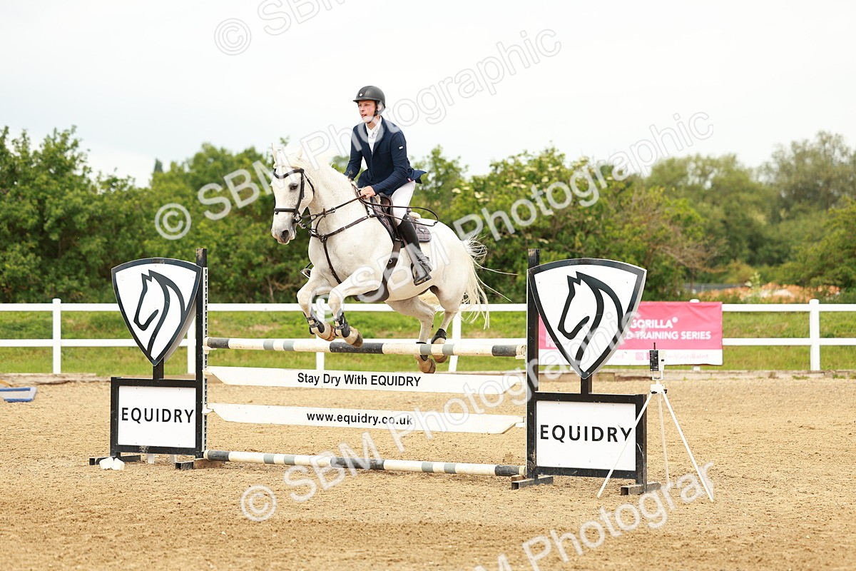 SBM_002087 - Class 4 - Senior Newcomers - 1.10m
