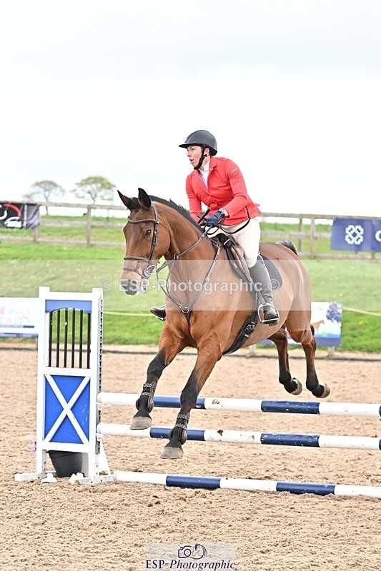 250414-104738-00239 - 80cm Round 1