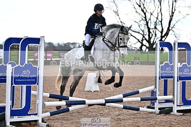 260208-130128-01254 - Cls 18 Clear Round 50cm