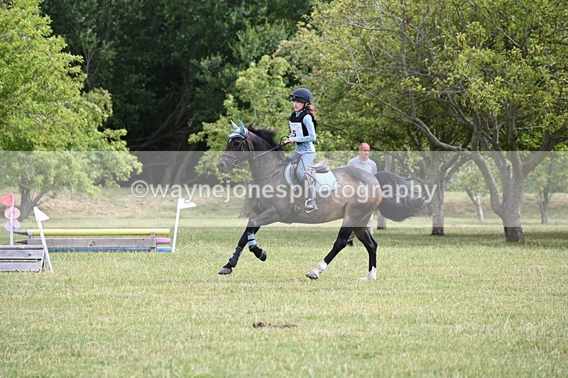 WJ6_6395 - 60cm XC Time 10:17 to 10:49