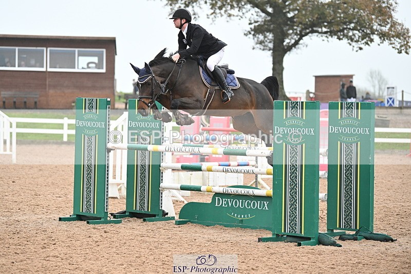 241102A-111031-03967 - SAT Cls 14 Blue Chip JCP Jump Off