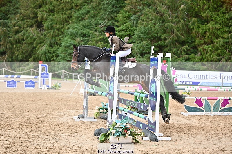 251026A-143620-25189 - F-471-Charlotte.Grant