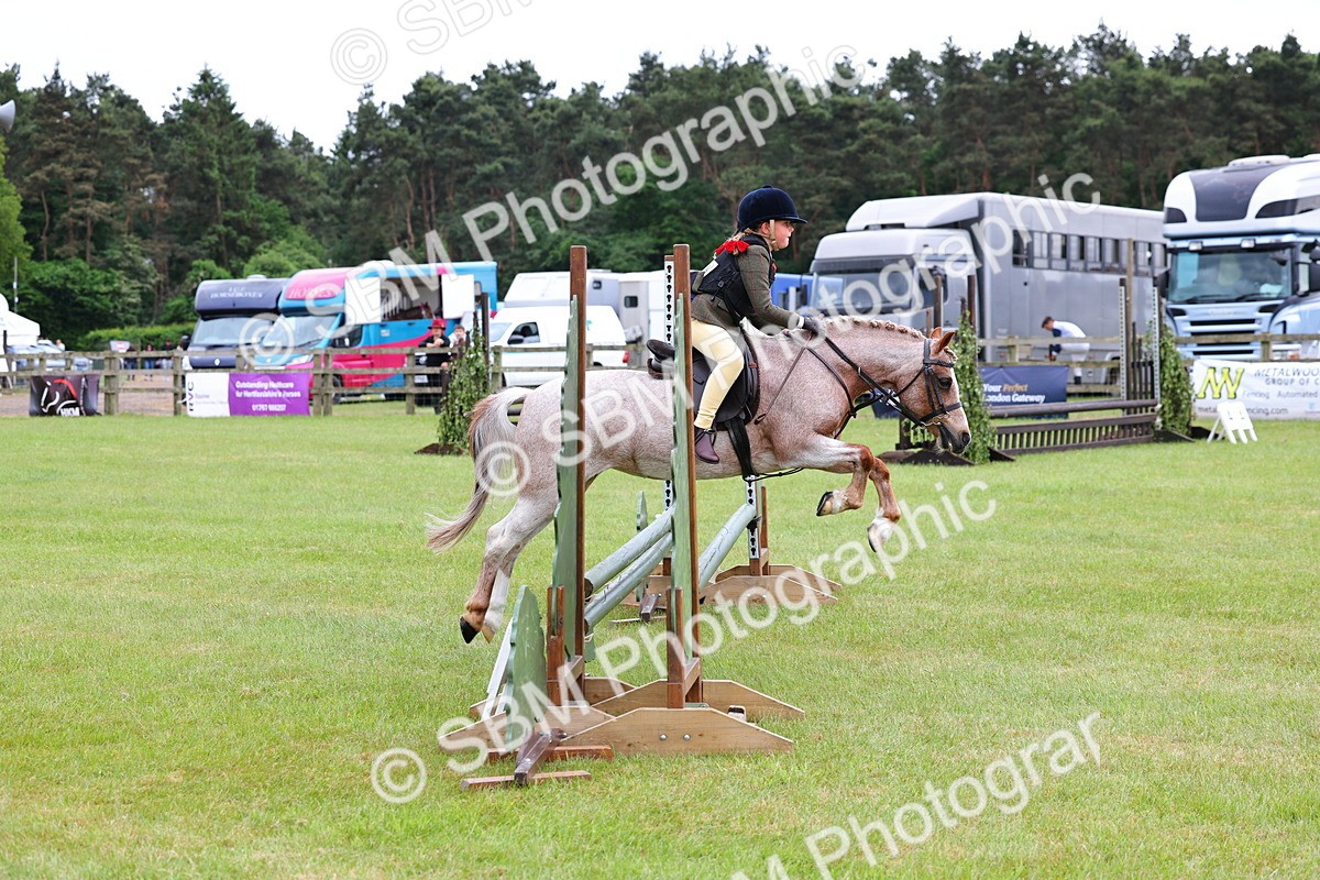 SBM_09412 - Class 44-45 - LIHS BSPS Open Nursery and Cradle Stakes