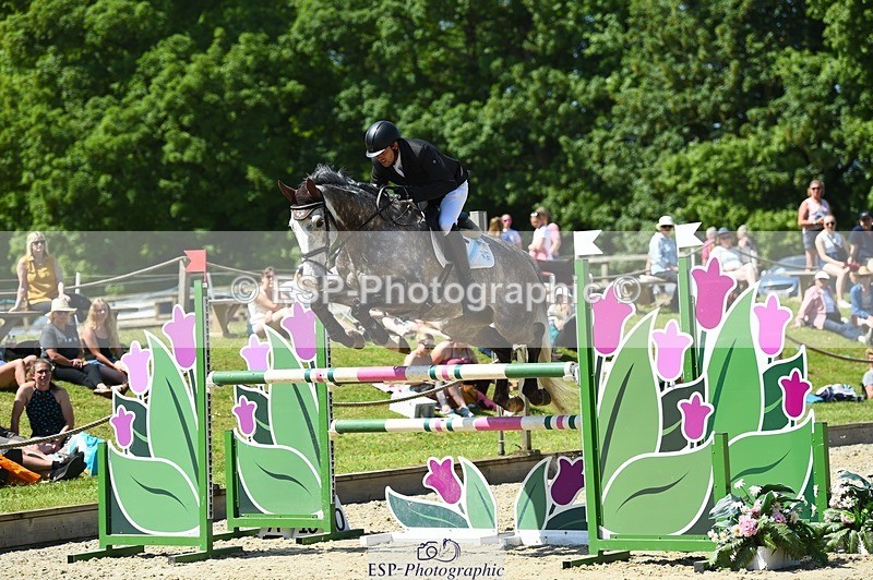 230527-145354-11337 - 461-SAUNDERSCOURT_AMBASSADOR-Adam_Trew-SJ