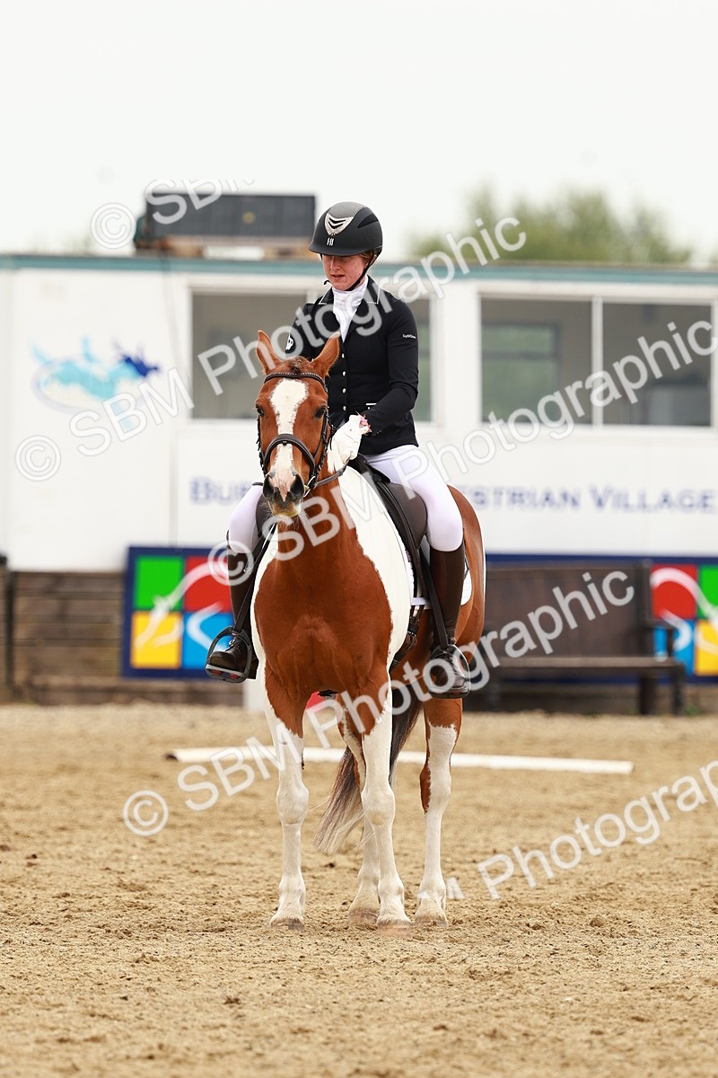 SBM_001226 - Class 6 - Novice 4