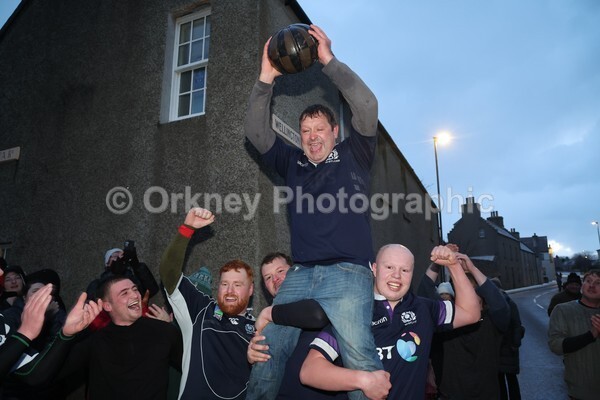 DAD12120 - New Years Mens Ba'