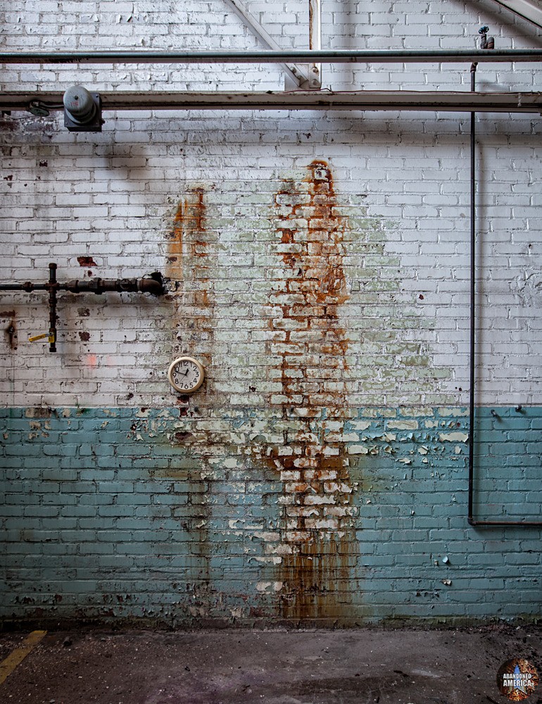 Syracuse China (Syracuse, NY) | Stain - Syracuse China