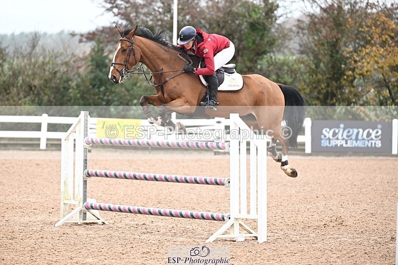 251105-143620-00922 - Cls 06 Fox & 1.20m